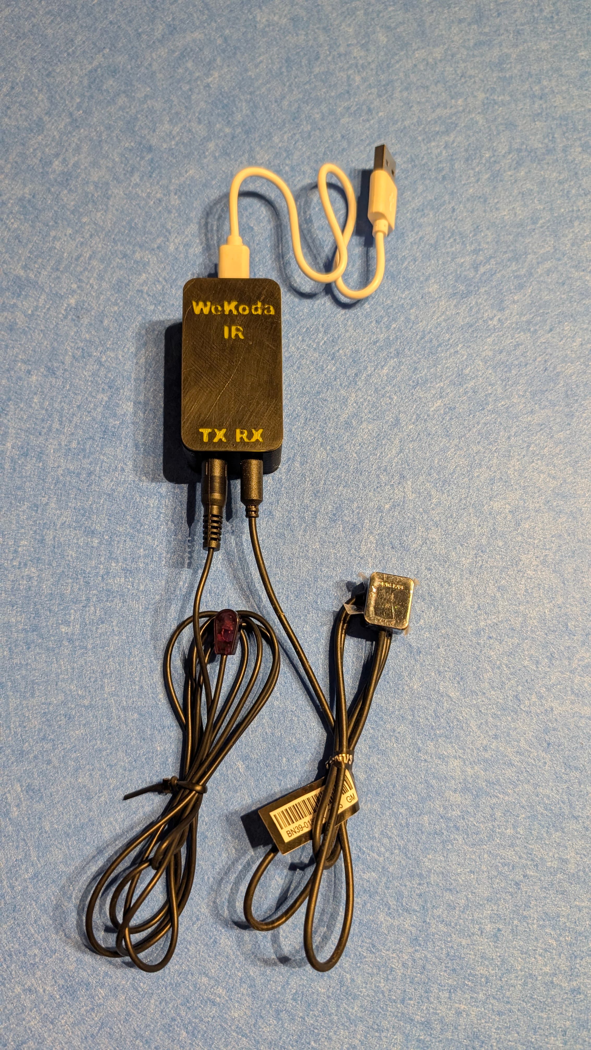Kit WeKoda IR Repeater con alimentación USB, emisor TX y receptor RX conectados