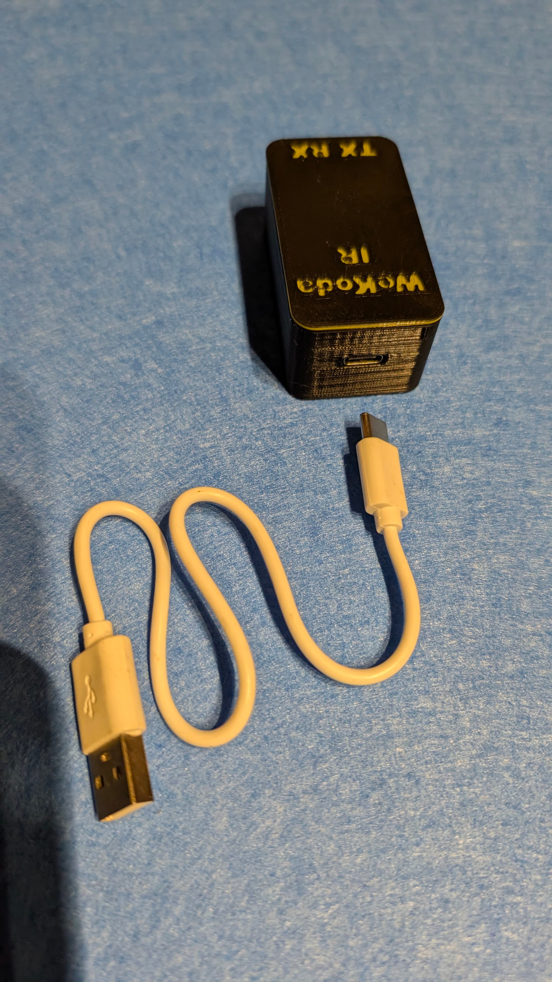 Alimentación USB-C del módulo WeKoda IR